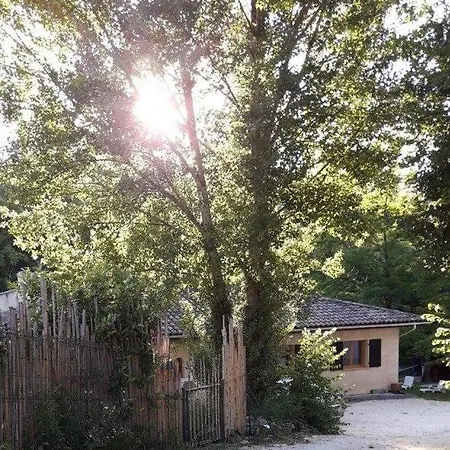 Studio Dans Les Bois Blesignac Exterior photo