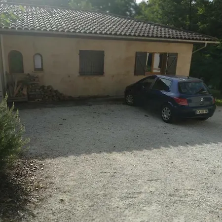 Studio Dans Les Bois Blesignac Exterior photo