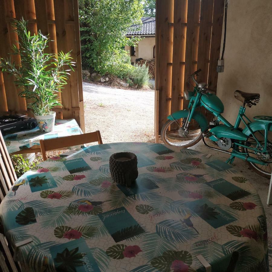 Dans Les Bois